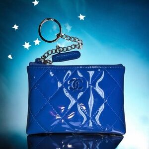 💕CHANEL Cobalt Blue Patent Leather Tonal CC Logo Card Wallet Key Holder SilverHW
